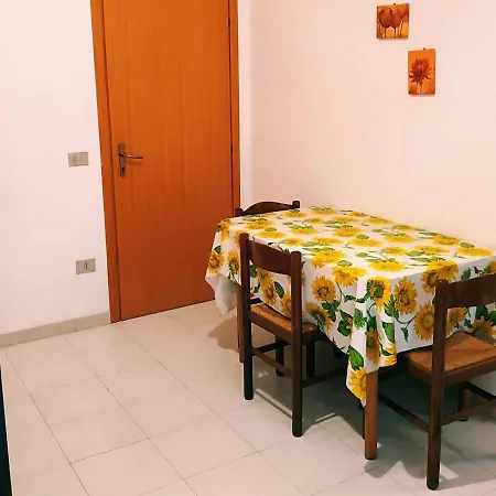 アパート Vacanze A 15 Km Da Tropea ブリアーティコ